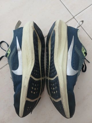 Tênis Nike Air Zoom Pegasus Tamanho 37,50