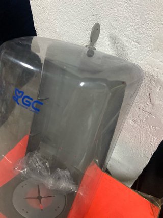 Dispensador de papel transparente