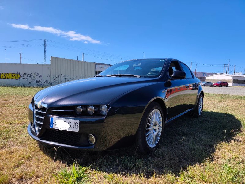 Alfa Romeo 159 2009 - foto 1