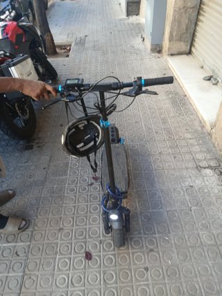Patinete Eléctrico Esmargiro precio negociable!!!