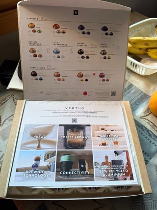 Cafetera Nespresso Vertuo Pop Blanca