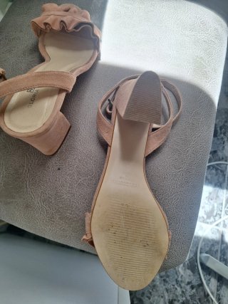 Zapatos color empolvado talla 39