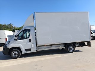 FIAT Ducato 2.3 CHASIS CAJA CERRADA CON TRAMPILLA