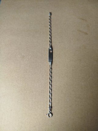 Esclava de plata con corazón