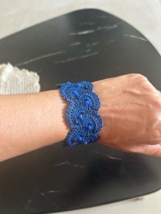 Bracciale uncinetto fatto a mano blu