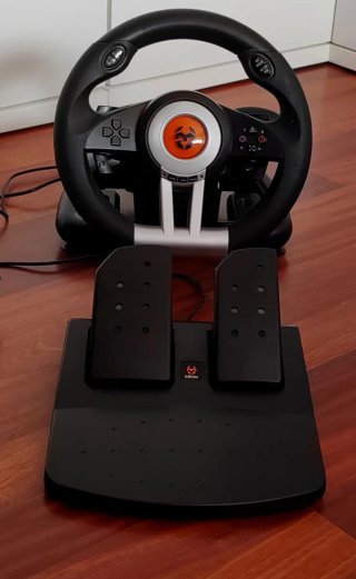Volante y Pedales Krom para PS4