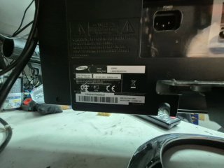 TV SAMSUNG 225MD 22 LCD, CON HDMI, VGA, XVI ETC