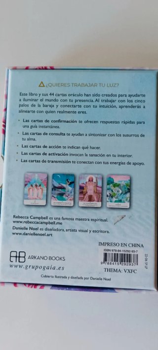 Oráculo Trabaja Tu Luz de Rebecca Campbell