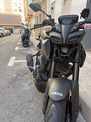Yamaha MT-125 Negra