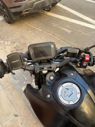 Yamaha MT-125 Negra