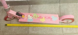 Patinete Hello Kitty rosa