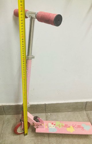 Patinete Hello Kitty rosa
