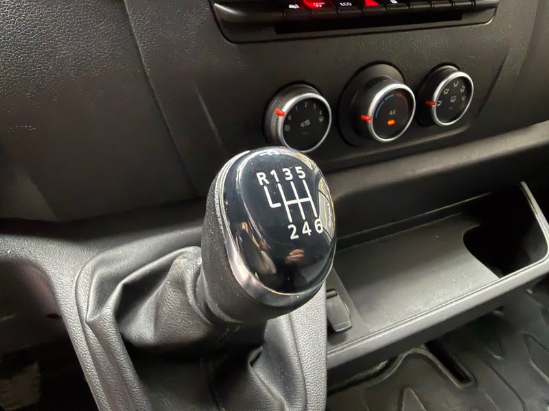 Renault Master 2020, foto 19