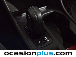Volvo XC40 T3 Momentum Pro Auto 120 kW (163 CV)