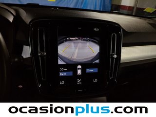Volvo XC40 T3 Momentum Pro Auto 120 kW (163 CV)