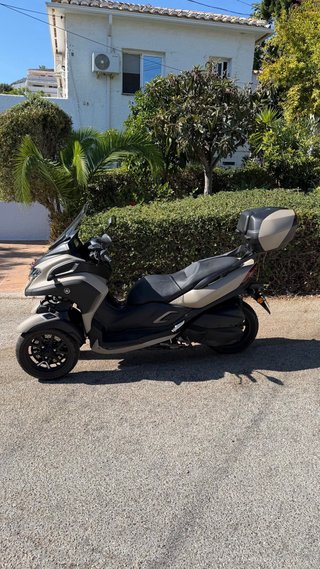 Yamaha Tricity 300 2022 | 10.500 km | ITV Ago 2