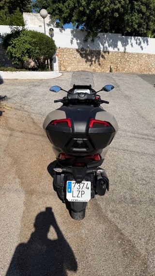 Yamaha Tricity 300 2022 | 10.500 km | ITV Ago 2