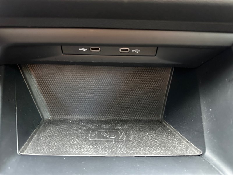 Volkswagen Golf 2022, foto 16