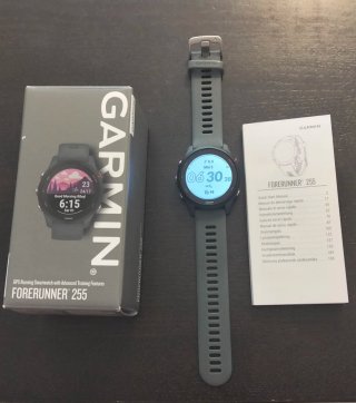 Reloj Garmin Forerunner 255 Gris