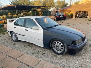 BMW E36 325i
