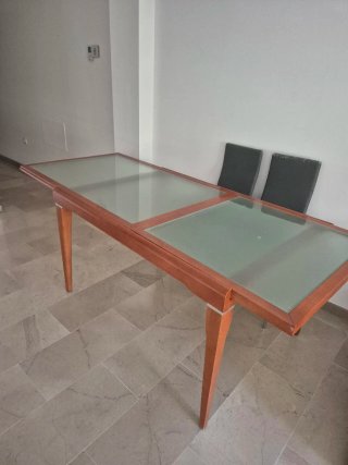 Mesa de comedor extensible madera y cristal ácido