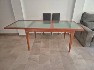 Mesa de comedor extensible madera y cristal ácido