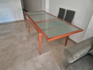 Mesa de comedor extensible madera y cristal ácido
