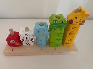 Juego apilable de madera animales bebé