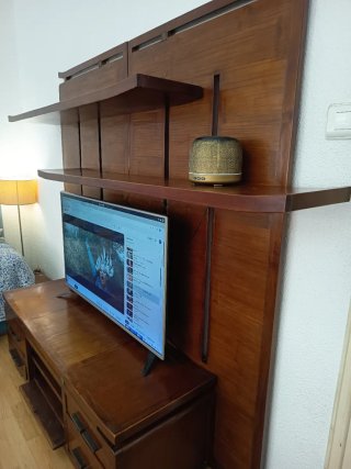 Mueble TV estilo oriental. Madera de teca y bambú