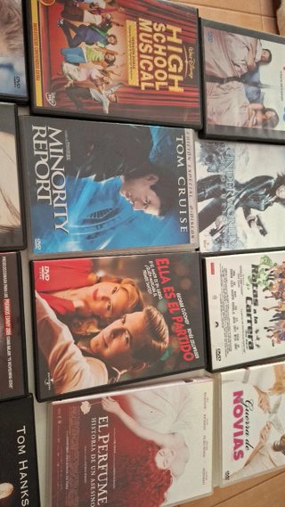 41 Películas DVD Nuevas (Plástico)