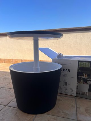 Keter Cool Bar Mesa Terraza Fiesta