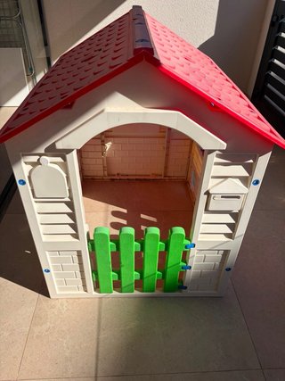 Casa infantil de plástico