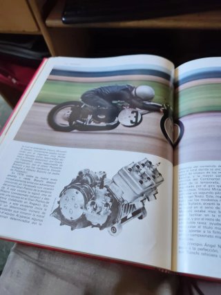 2ruedas gran enciclopedia illustrada de la moto