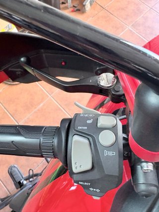 QJMOTOR SRT 600 SX Moto Aventura Gris/Roja