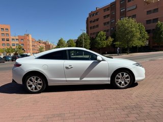 Renault Laguna Coupe 2.0 dci 150 cv