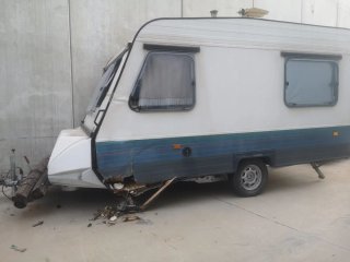 Caravana Adrià Prima 350 - 750kg con documentación