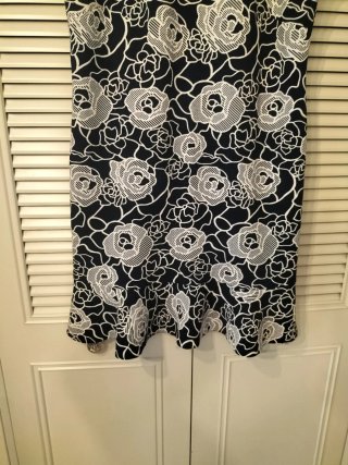 Vestido Corto Pilar Prieto Negro/Blanco