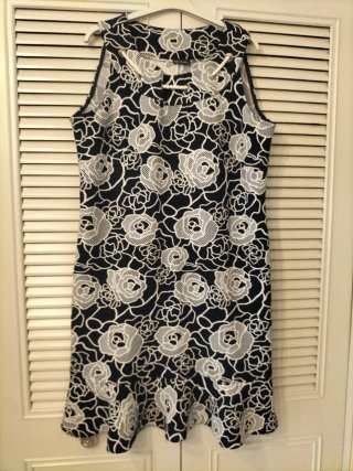 Vestido Corto Pilar Prieto Negro/Blanco