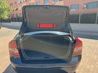 Volvo S40 2.0 DIESEL 136 CV 4 PUERTAS