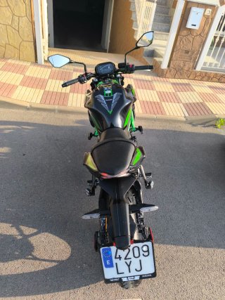 Kawasaki Z650 (2022) | LIMITADA A2 | 16.000 km |
