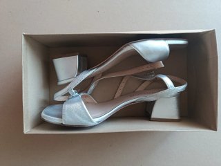 Sandalias Unisa Kirk Plata Talla 40