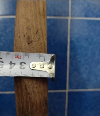 Tagliere in legno fatto a mano