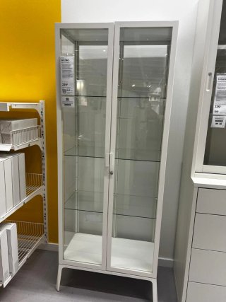 Vitrina Milsbo Ikea Blanca y Transparente