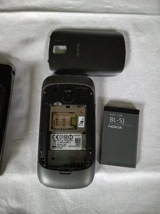 Teléfono móvil Nokia negro