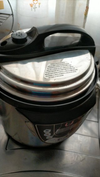 Olla a Presión Cocinera