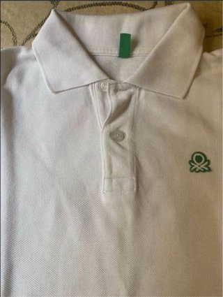 Lote Benetton: Polo Blanco y Camiseta 6/7 años