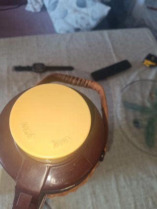 2 Termos de Agua/Café capacidad un litro y medio c