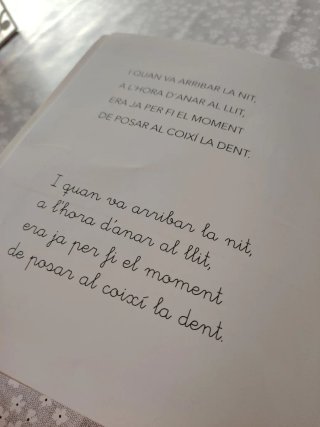 Pack libros/cuentos letra ligada y de palo