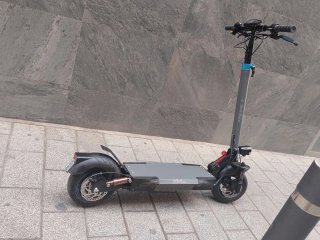 Smartgyro Rockway subido a 60 v Patinete Eléctrico