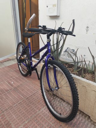 Bicicleta de montaña Riverside 26" con marchas